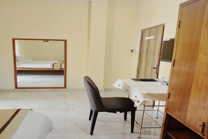 Hotel Shoolin Wood Hatikhuli Exteriér fotografie